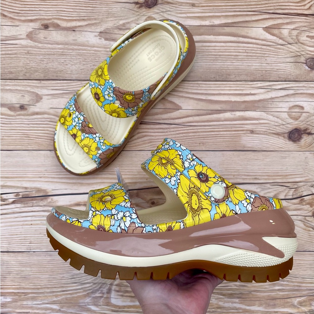 Crocs Mega Crush Retro Floral Sandal
